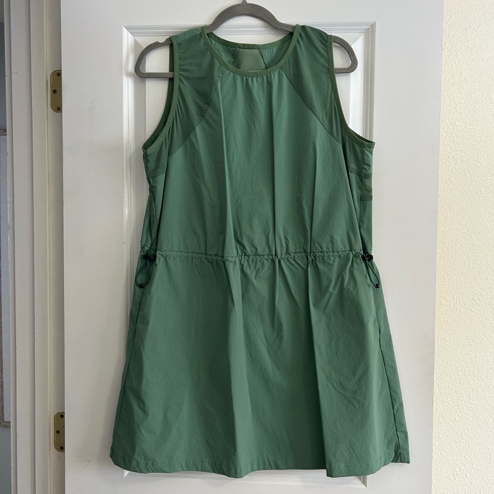 Stoic Athletic Dress
